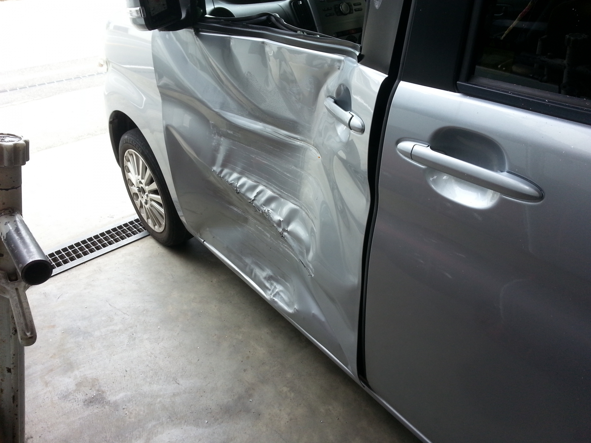 紫波町の車検・点検・整備工場 新和自動車整備工場/鈑金